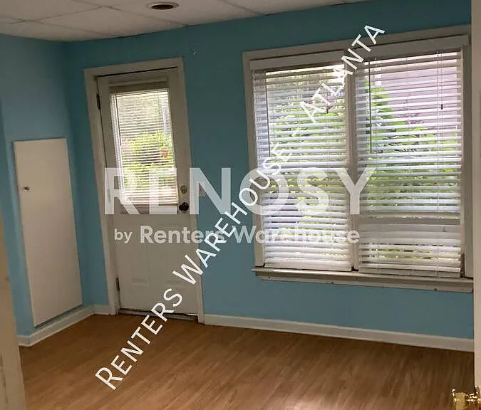 755 Milton Oaks Dr — Photo 12