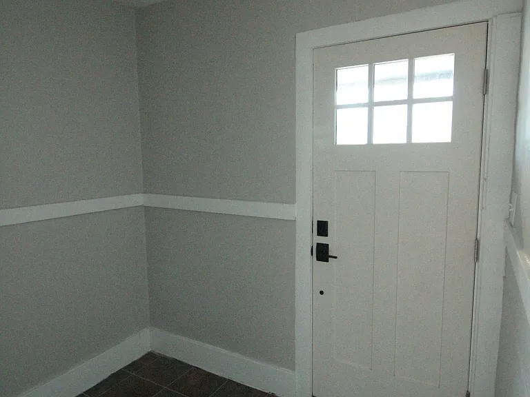 mudroom