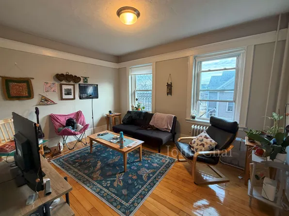 223 South St APT 2, Jamaica Plain, MA 02130