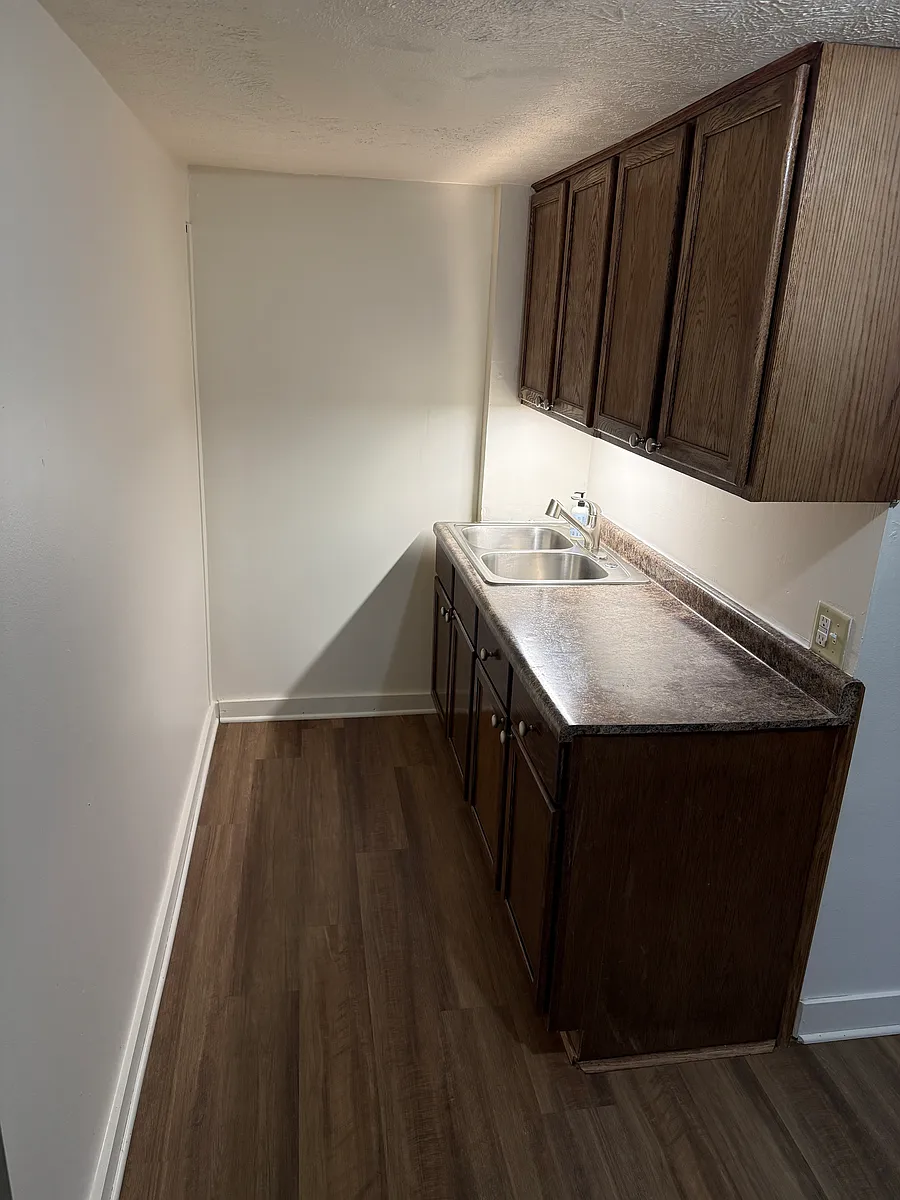 Building Photo - 111 N 38th Ave #3