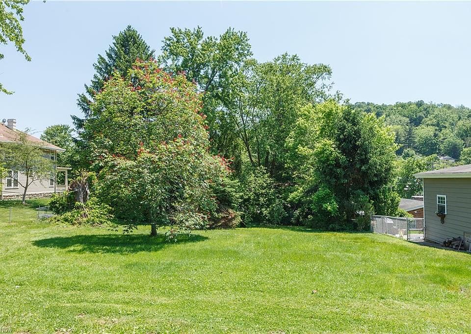 2nd image of Muskingum Dr