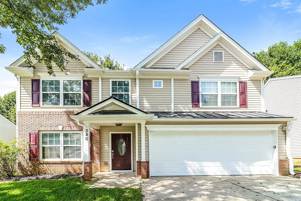 4 bed, 2.5 bath, 2288 sqft, $2,225 — Photo 1