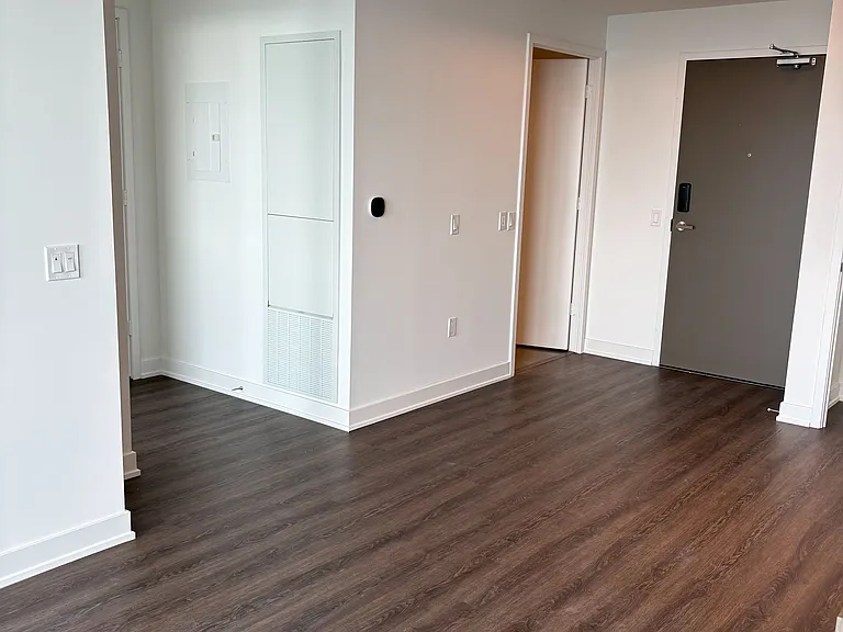 448 Burnhamthorpe Rd W #4210 — Photo 12