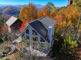 1814 Blue Tick Way, Sevierville, TN 37876