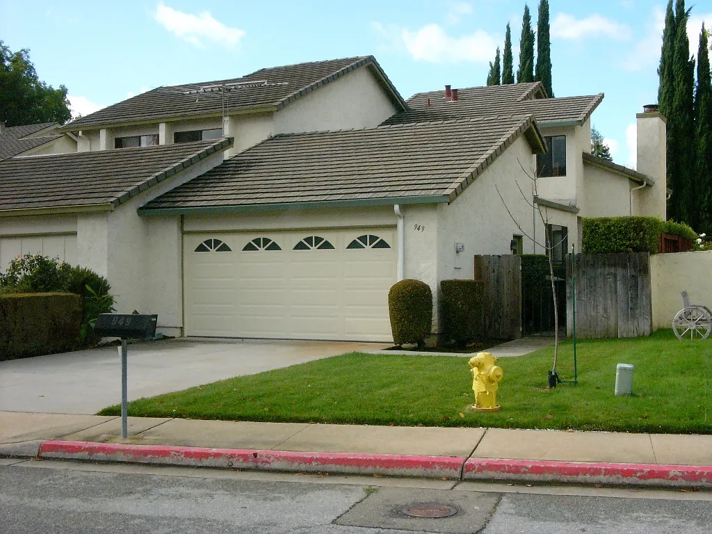 2 bed, 1430 sqft, $3,795 — Photo 1