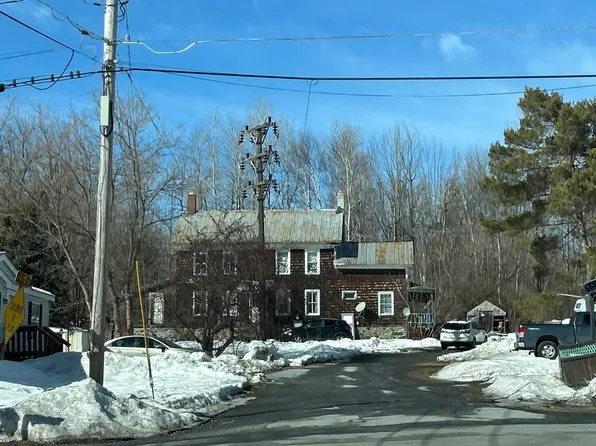 29 Foote St, Mineville, NY 12956