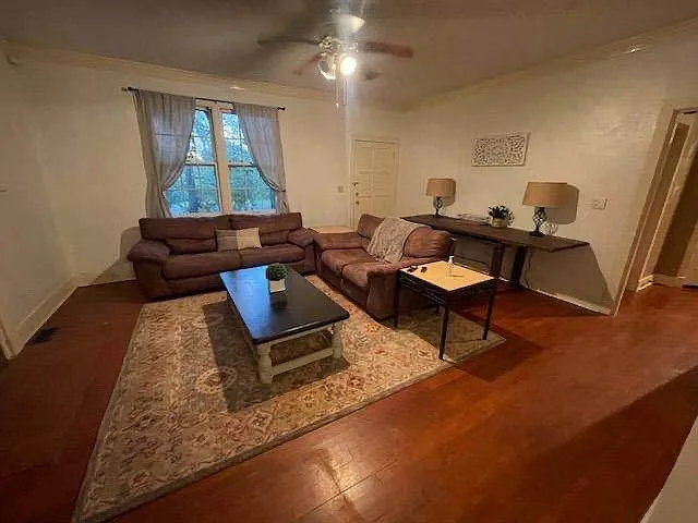 1103 Military Rd — Photo 5