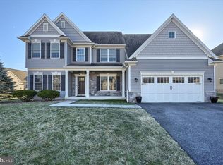177 Scenic Ridge Dr, Hummelstown, PA 17036