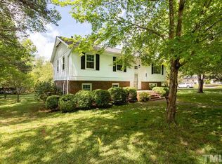 8205 Kestrel Dr, Raleigh, NC 27615