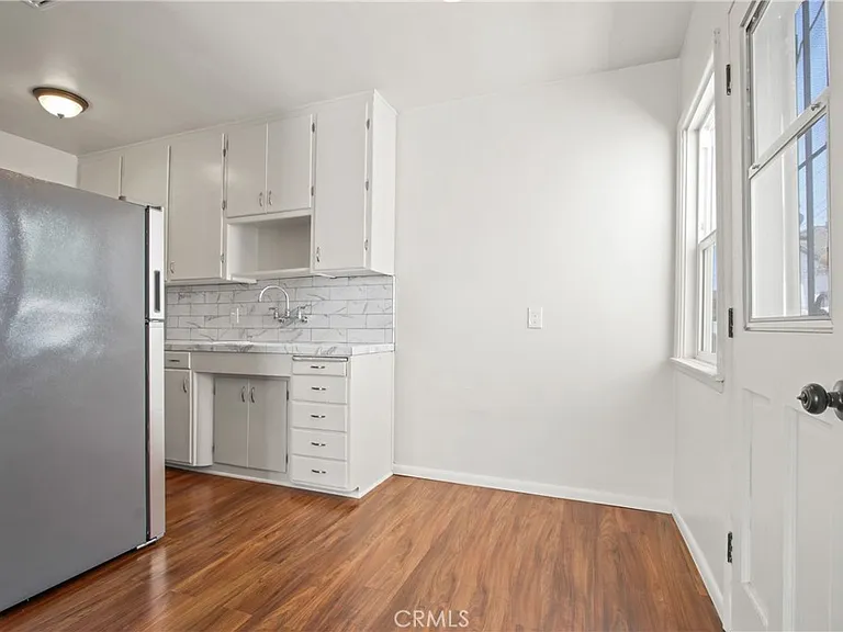 530 Shepard St — Photo 4