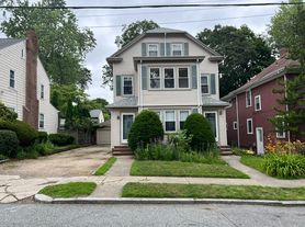 216 5th St, Providence, RI