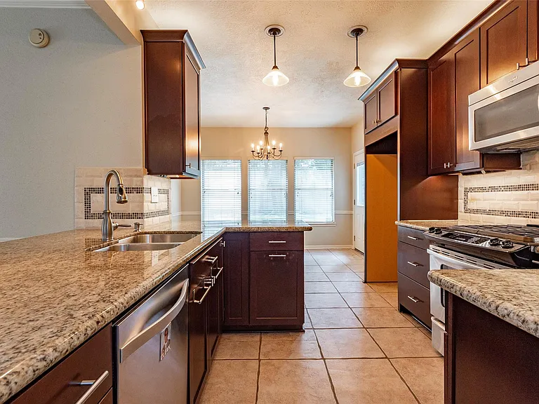 1227 Mabry Mill Rd — Photo 12