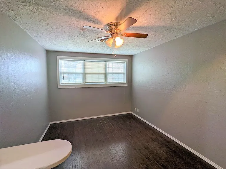 2113 Churchill Way — Photo 7