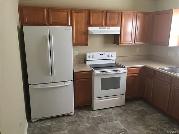 5th image of 422 Westover Pines Dr #422