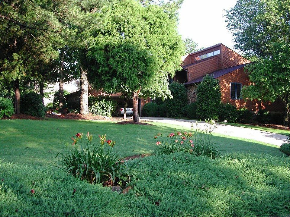 1st image of 131 Heatherwood Dr