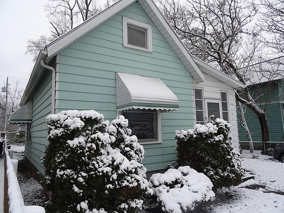 3rd image of 91 E Lakeview Ave