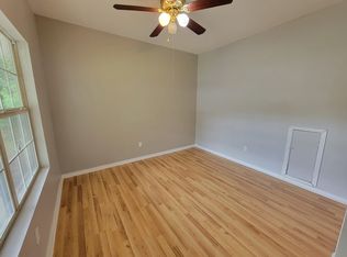 6095 E Lamar St, Bay Saint Louis, MS 39520