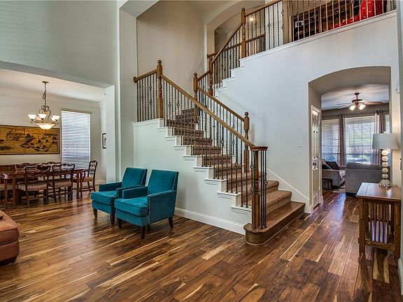 3rd image of 1318 Alamo Ct