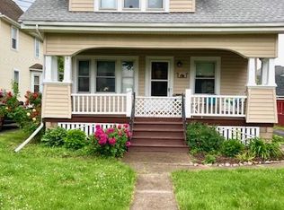 405 S Washington St, East Rochester, NY 14445