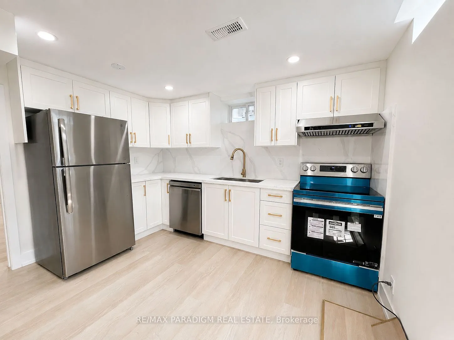 2 bed, $2,000 — Photo 3
