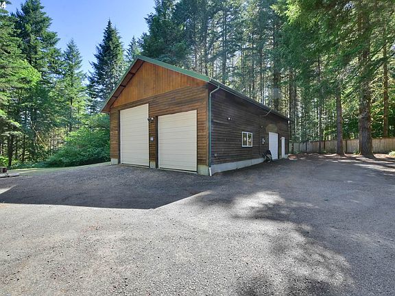 5th image of 92857 Fir Ridge Rd