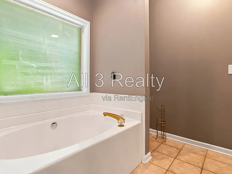 6272 Deerwood Dr — Photo 15