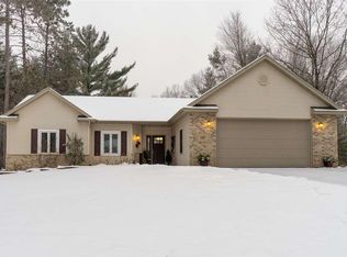 1967 Deerwood Trl, Mosinee, WI 54455