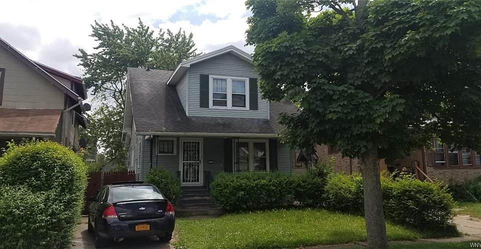 1st image of 131 Stockbridge Ave