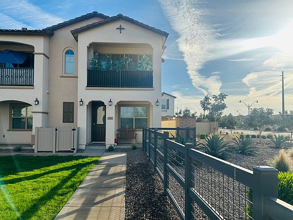 Common area with lush landscaping