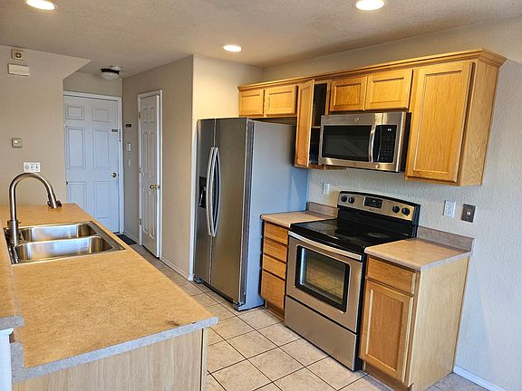 Kitchen Appliances
