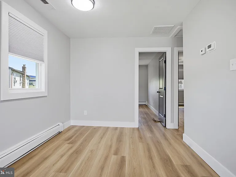 63 Aston Ct — Photo 10