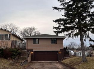 1648 Pacific St, Saint Paul, MN 55106