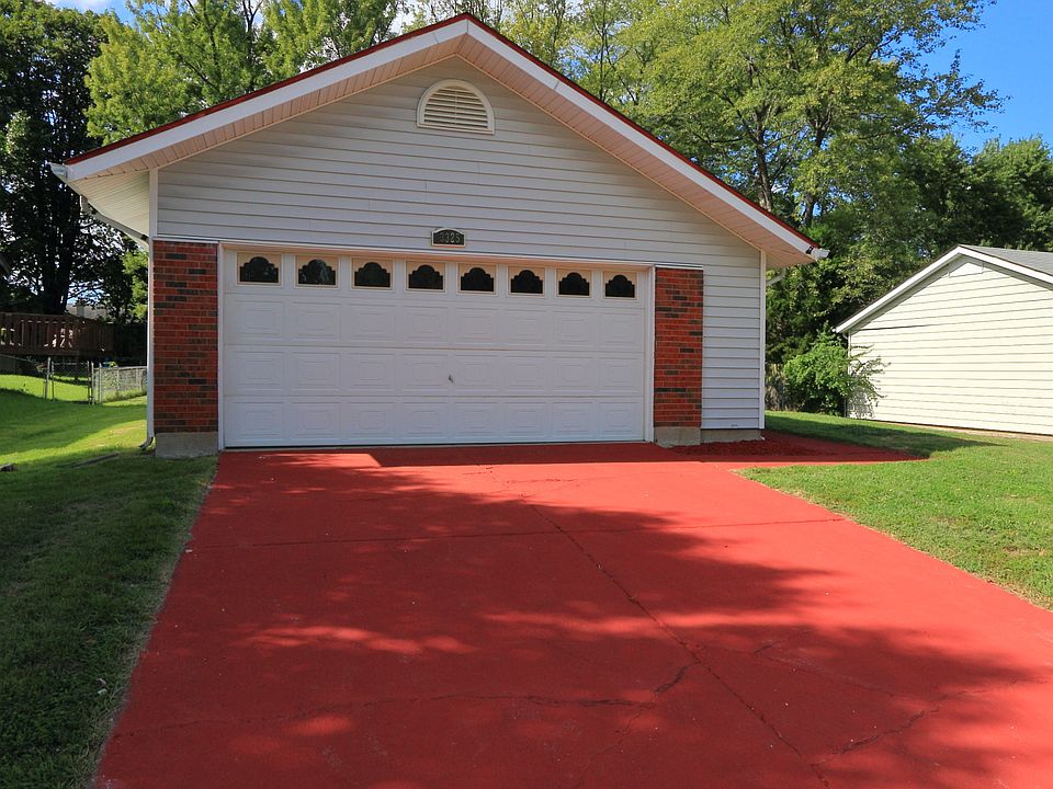 1st image of 3325 Greenway Chase Dr