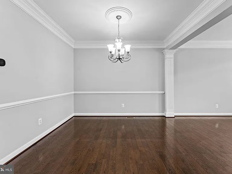 21268 Park Grove Ter — Photo 8