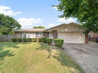 8214 N 118th East Ave, Owasso, OK 74055