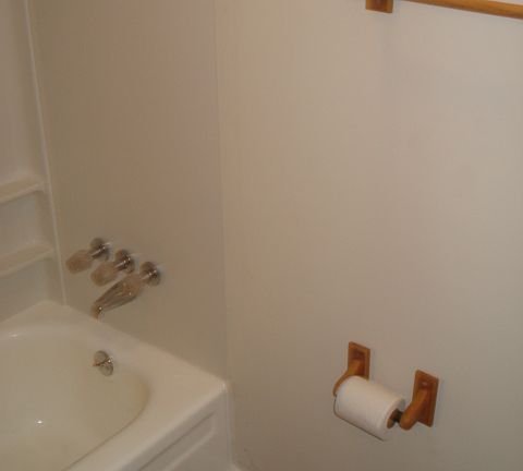 4th image of 2530 Maple St