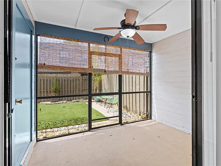2941 Lowell Ct — Photo 39