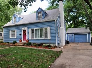 1836 SW Webster Ave, Topeka, KS 66604