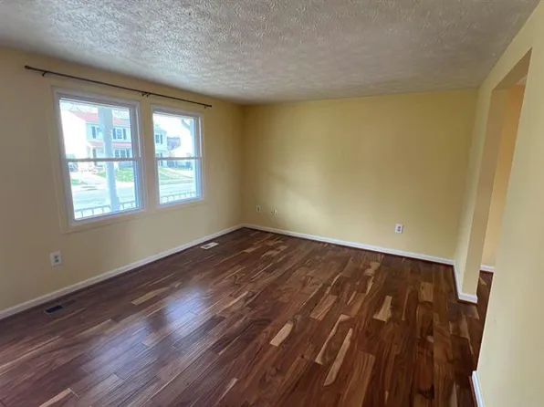 154 Stonegate Dr, Frederick, MD 21702