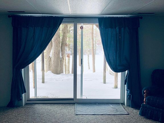 Private entrance and patio