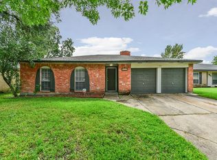 8426 Avington Rd, La Porte, TX 77571