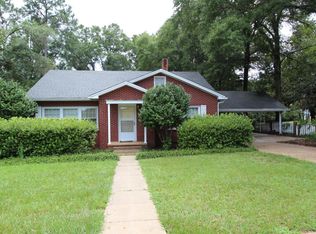 186 Bay Ave, Defuniak Springs, FL 32435