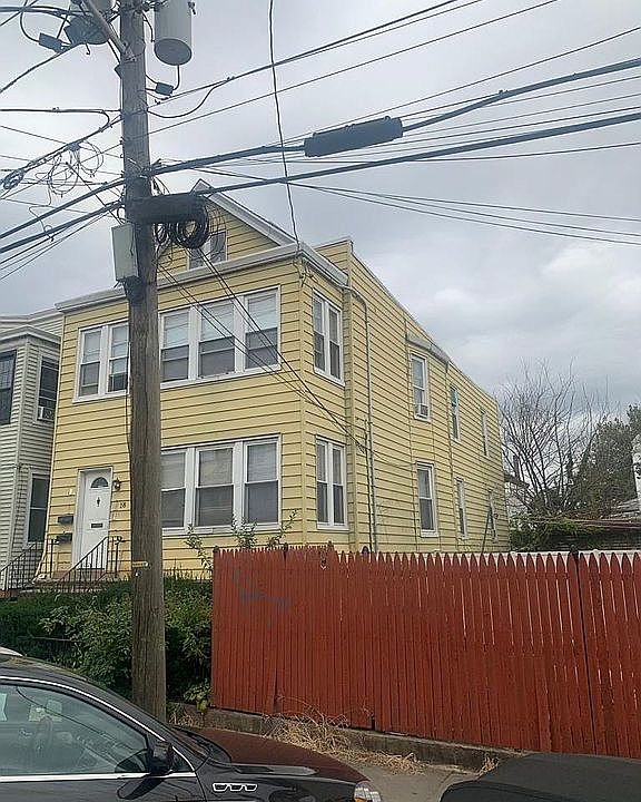 1st image of 18 Winfield Ave