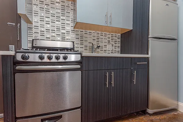 Rented by MySpaceNYC | media 4