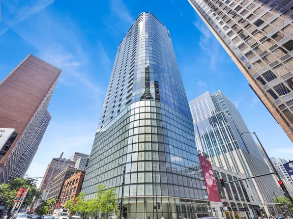 600 N Fairbanks Ct Unit 1504, Chicago, IL 60611