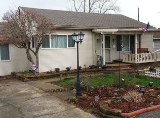 8325 NE Humboldt St, Portland, OR