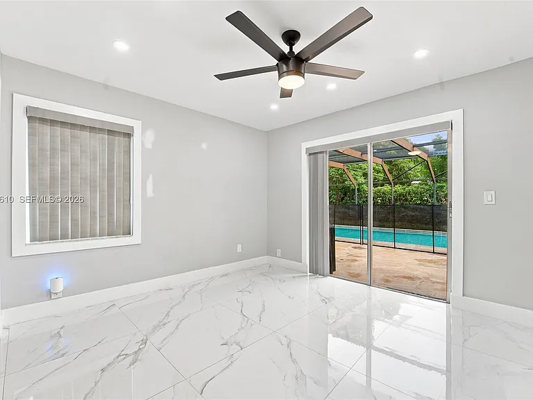 821 Ramblewood Dr — Photo 24