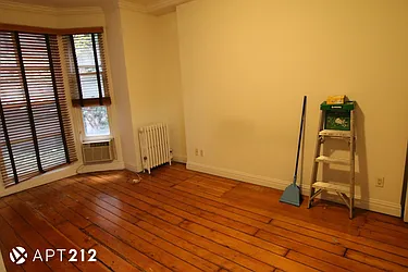 Rented by APT212 INC