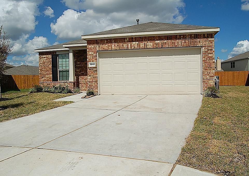 1st image of 5842 Banyan Oak Ct