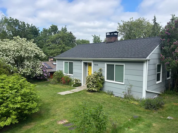 10016 17th Ave NE, Seattle, WA 98125